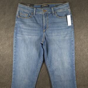NWT Bandolino Premium Denim Amy Straight Leg Jeans Size 10 Stretch Medium Wash